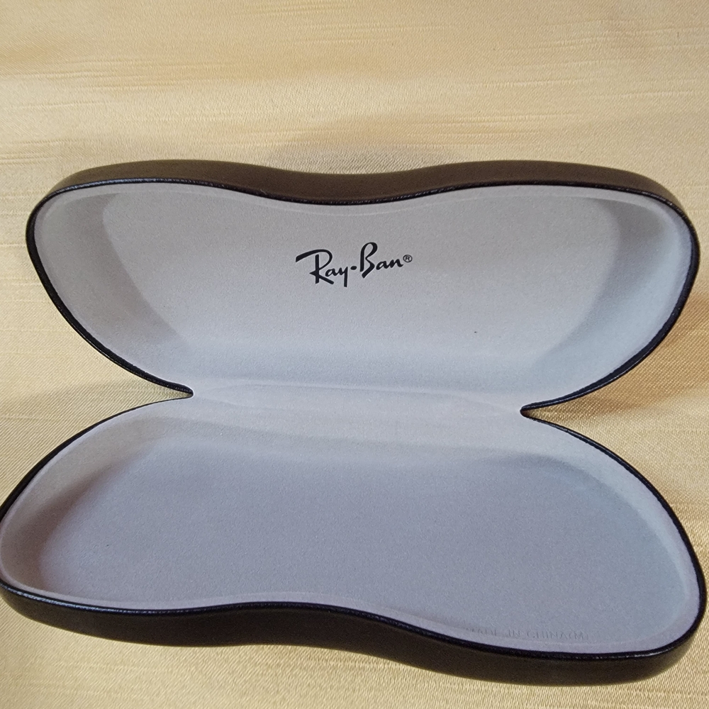 Ray-Ban Black and Gray Glasses Case